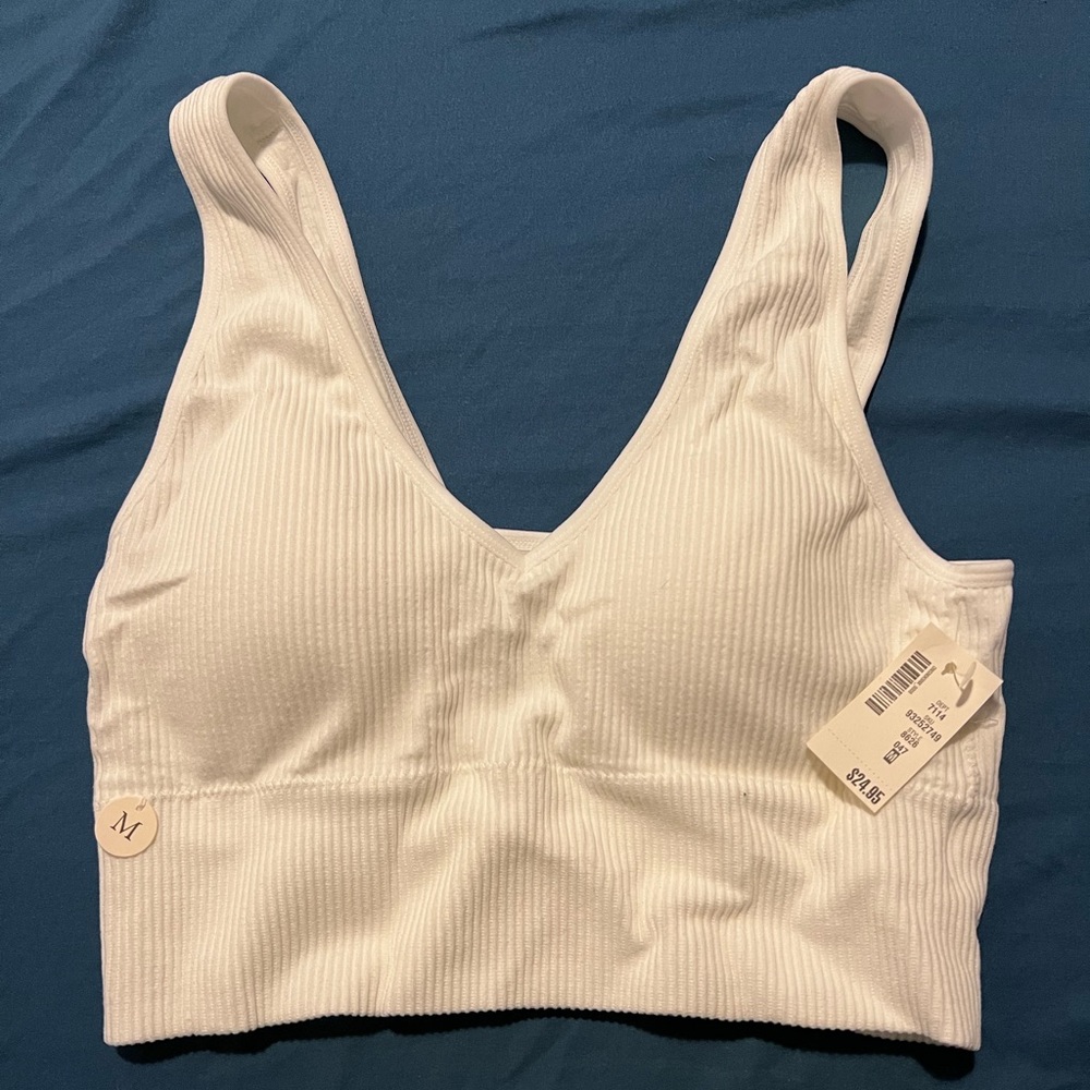 White bralettes/crop top